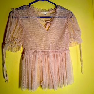 size M cream colored top